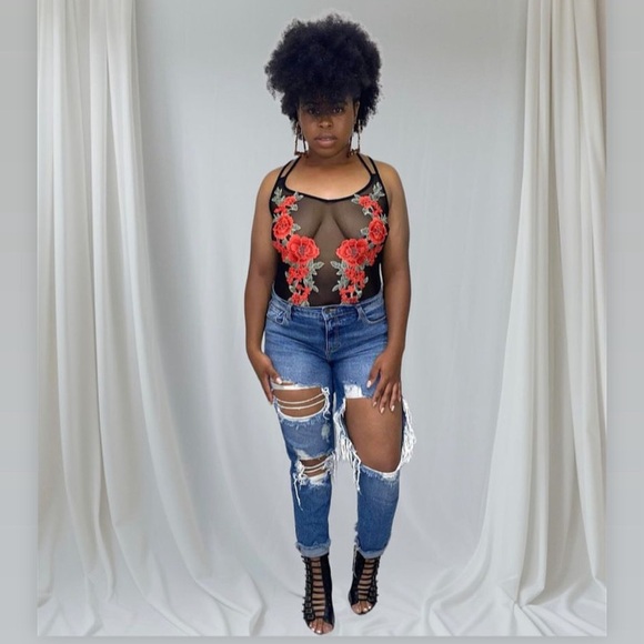 LUSH ROSE🌹 - Picture 4 of 10